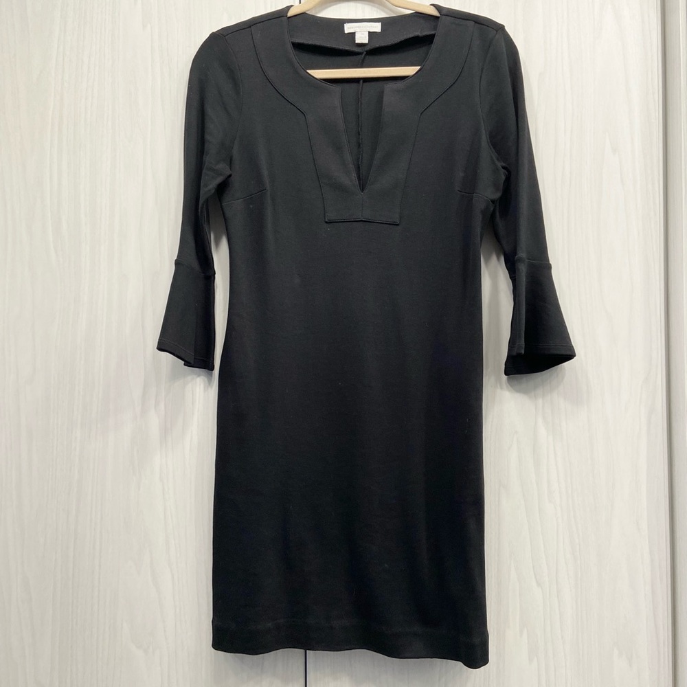 Little black dress with pockets!